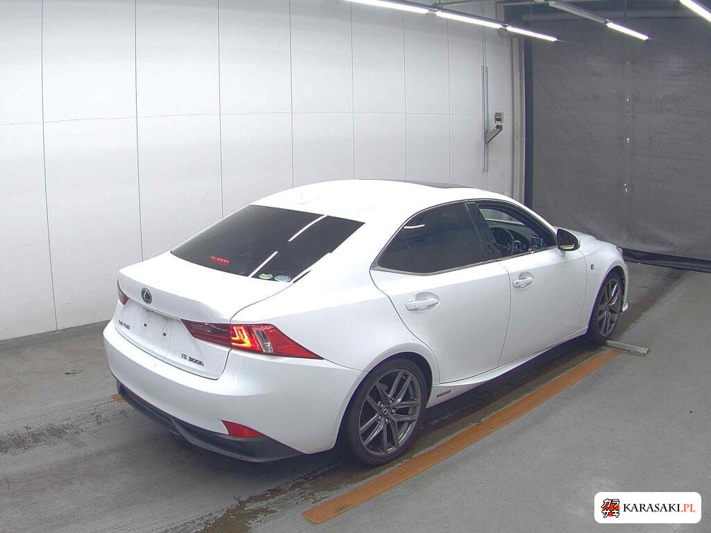 Lexus Is 2014 z aukcji japońskiej