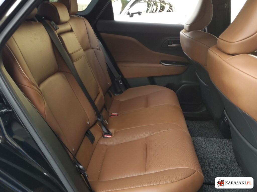 Toyota Crown Estate 2025 z aukcji japońskiej