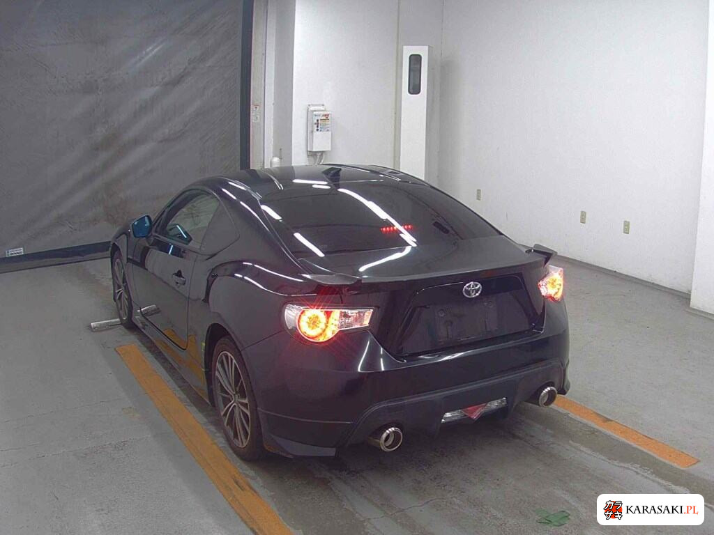 Toyota 86 2012 z aukcji japońskiej