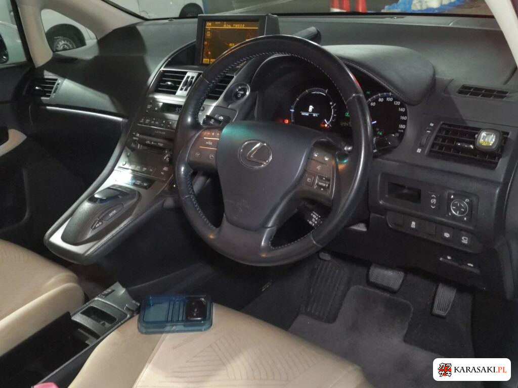 Lexus HS 2009 z aukcji japońskiej