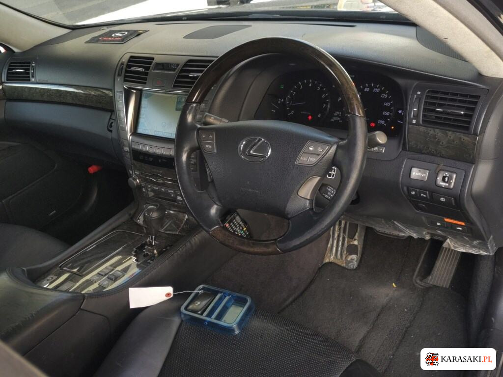 Lexus LS 2008 z aukcji japońskiej