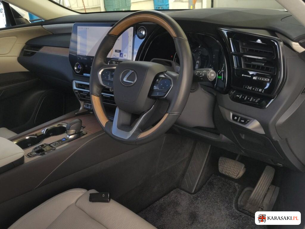 Lexus RX 2023 z aukcji japońskiej