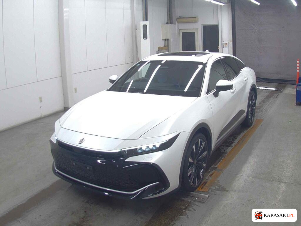 Toyota Crown Crossover 2023 z aukcji japońskiej