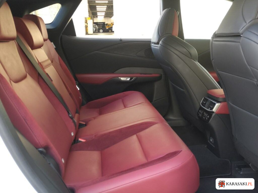Lexus RX 2023 z aukcji japońskiej