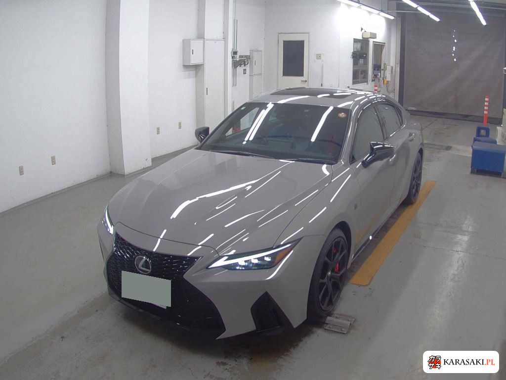 Lexus Is 2025 z aukcji japońskiej