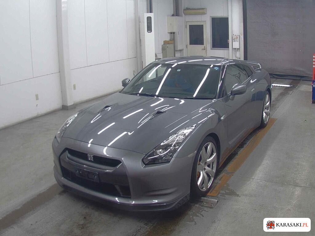 Nissan GT-R 2008 z aukcji japońskiej