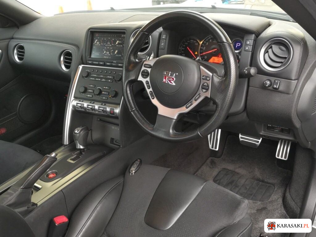 Nissan GT-R 2008 z aukcji japońskiej