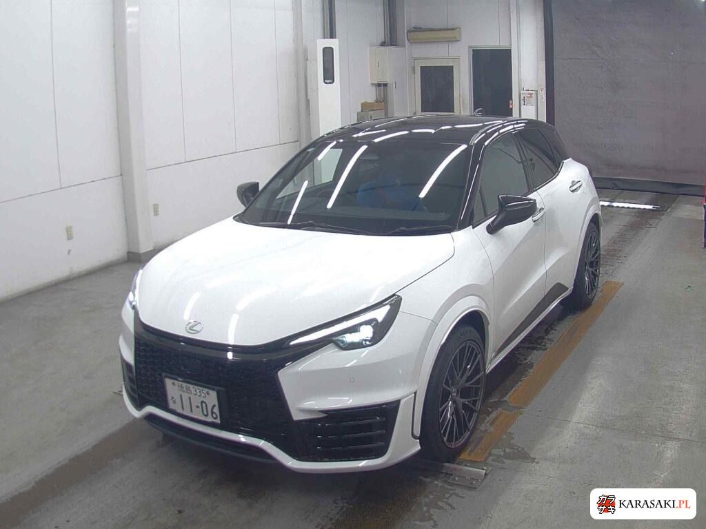 Lexus LBX 2025 z aukcji japońskiej