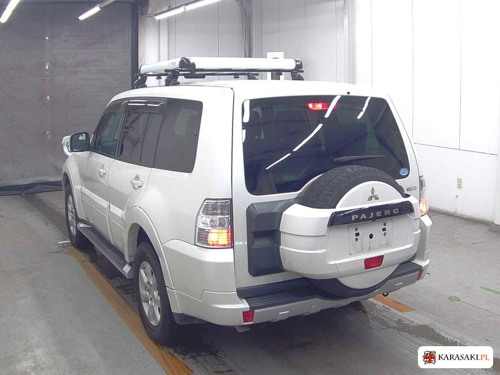 Mitsubishi Pajero 2012 z aukcji japońskiej