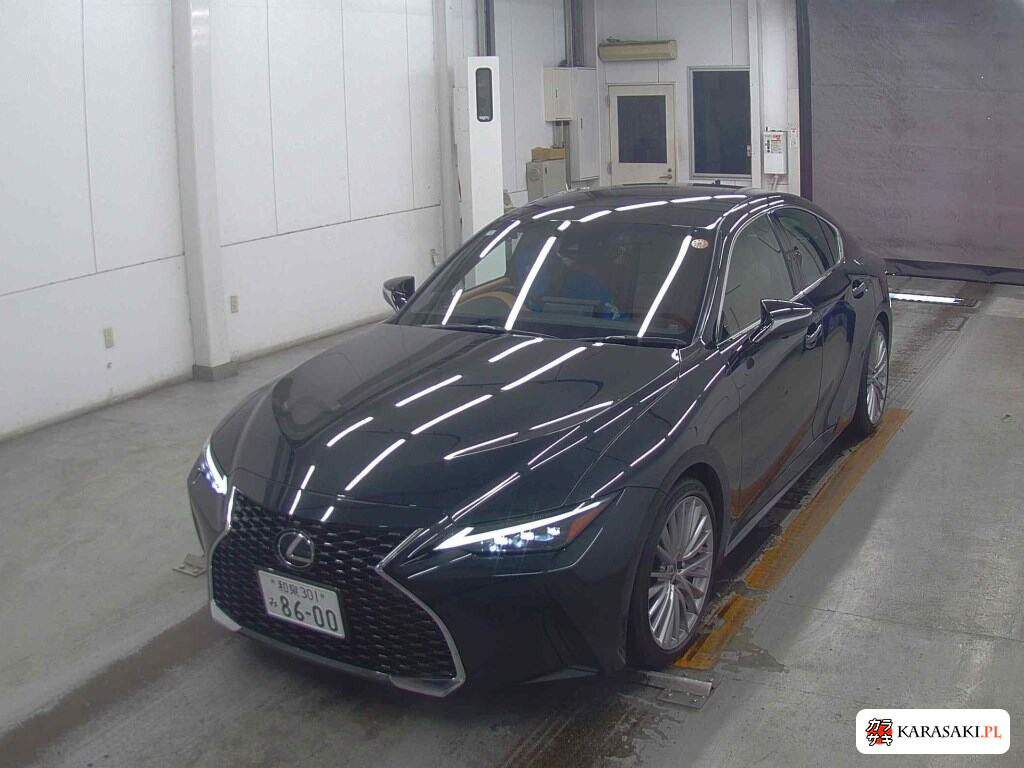 Lexus Is 2022 z aukcji japońskiej