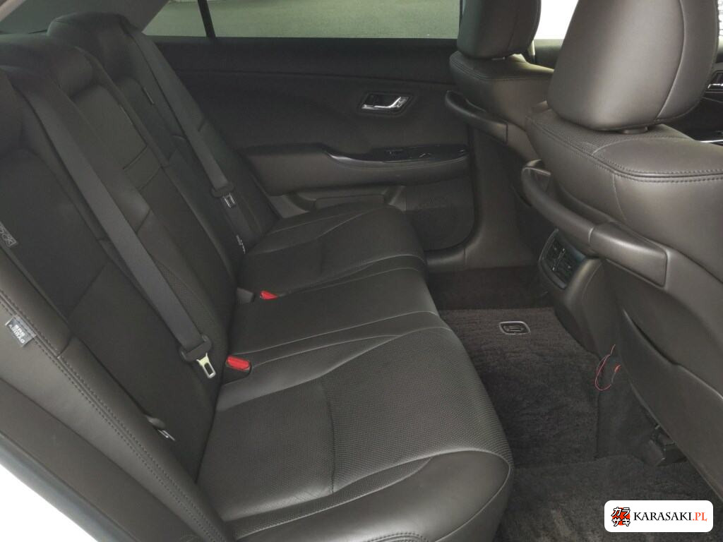 Toyota Crown 2008 z aukcji japońskiej