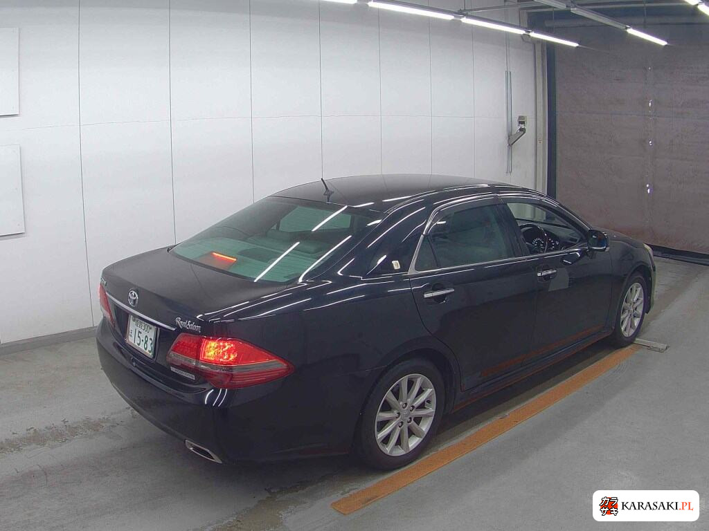 Toyota Crown 2008 z aukcji japońskiej