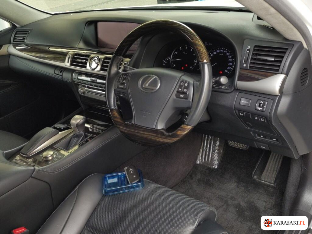 Lexus LS 2012 z aukcji japońskiej