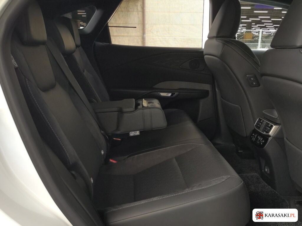 Lexus RX 2023 z aukcji japońskiej