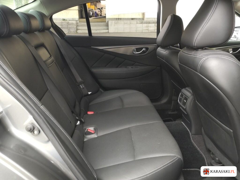Nissan Skyline 2017 z aukcji japońskiej