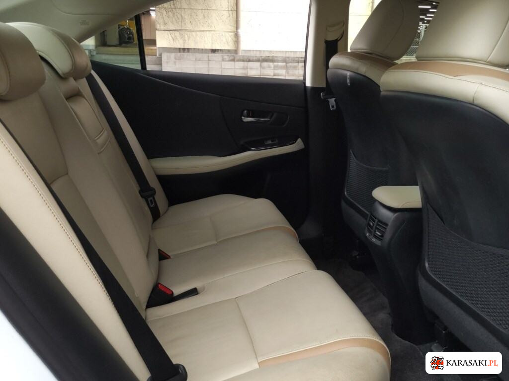 Lexus HS 2014 z aukcji japońskiej