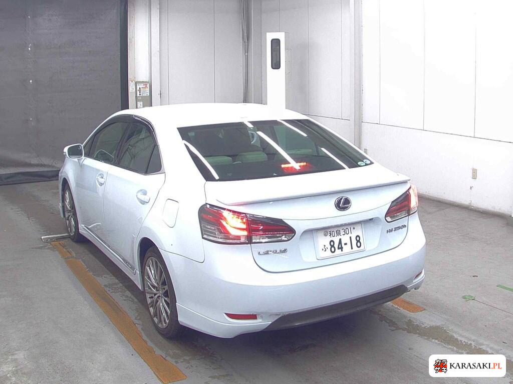 Lexus HS 2014 z aukcji japońskiej