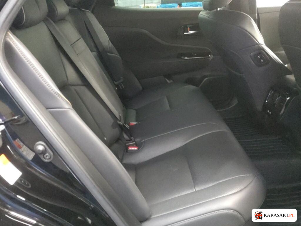 Toyota Crown Crossover 2023 z aukcji japońskiej