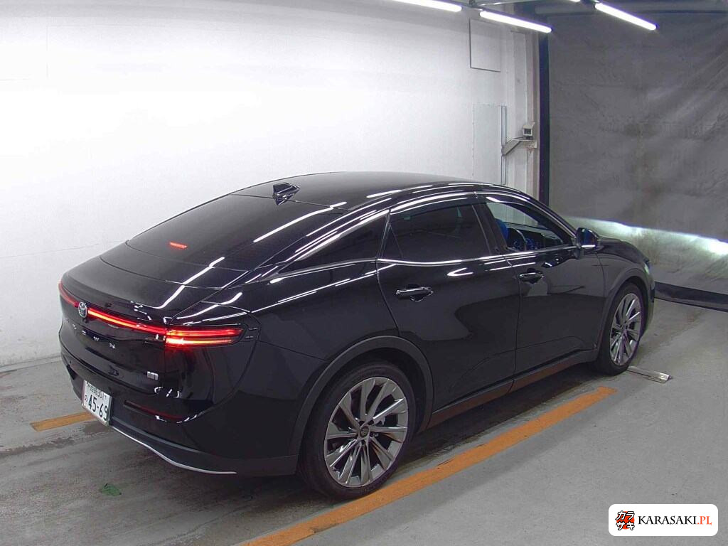 Toyota Crown Crossover 2023 z aukcji japońskiej