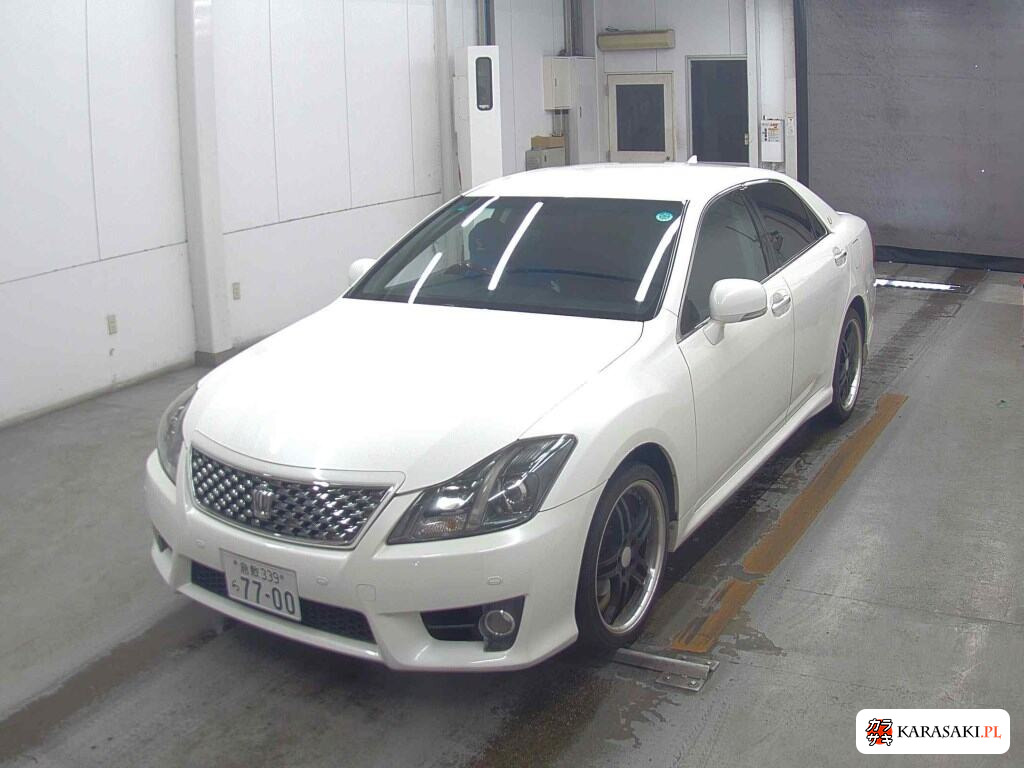 Toyota Crown 2011 z aukcji japońskiej