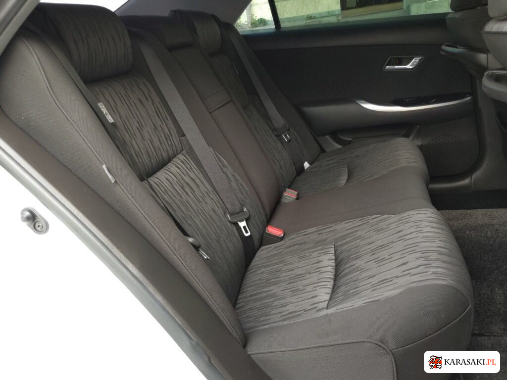 Toyota Crown 2011 z aukcji japońskiej