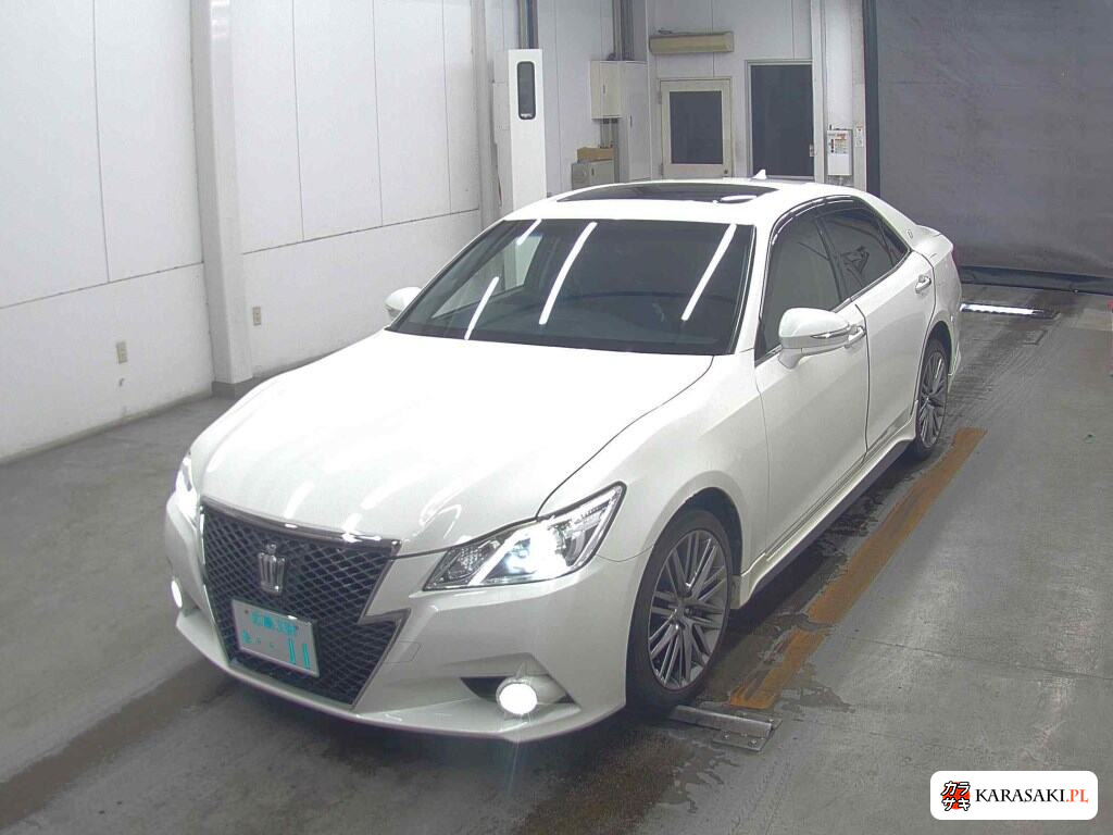 Toyota Crown 2013 z aukcji japońskiej