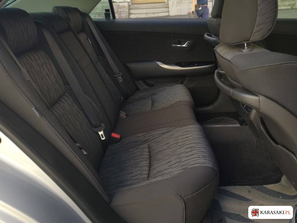 Toyota Crown 2010 z aukcji japońskiej