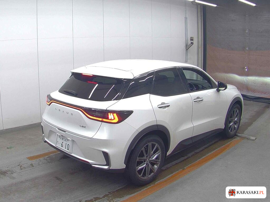 Lexus LBX 2024 z aukcji japońskiej
