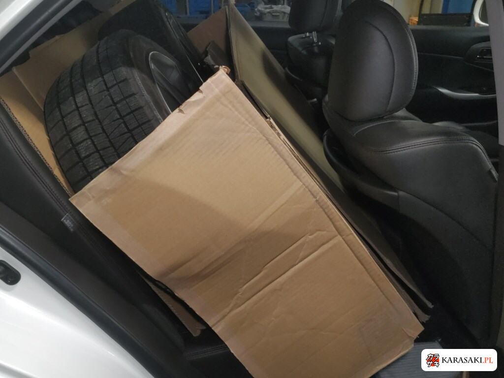 Toyota Crown 2012 z aukcji japońskiej
