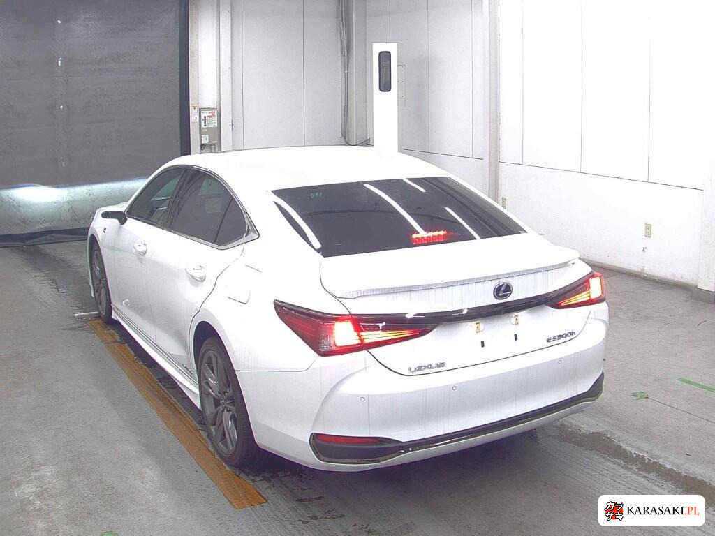 Lexus Es 2021 z aukcji japońskiej