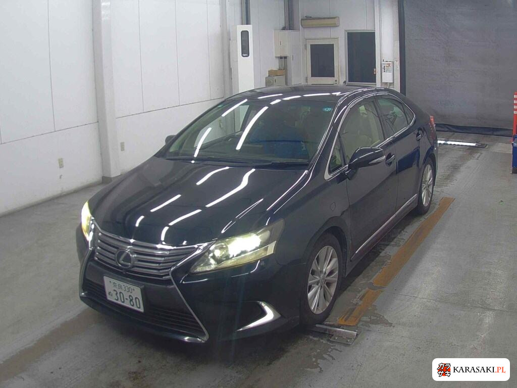 Lexus HS 2013 z aukcji japońskiej