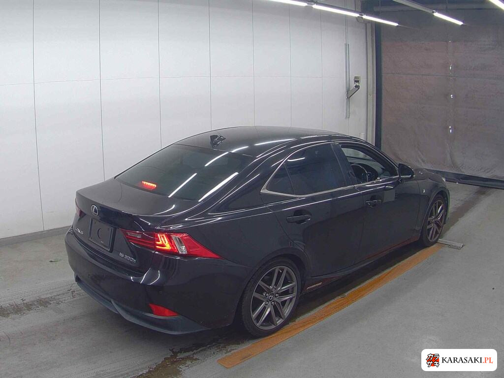 Lexus Is 2014 z aukcji japońskiej