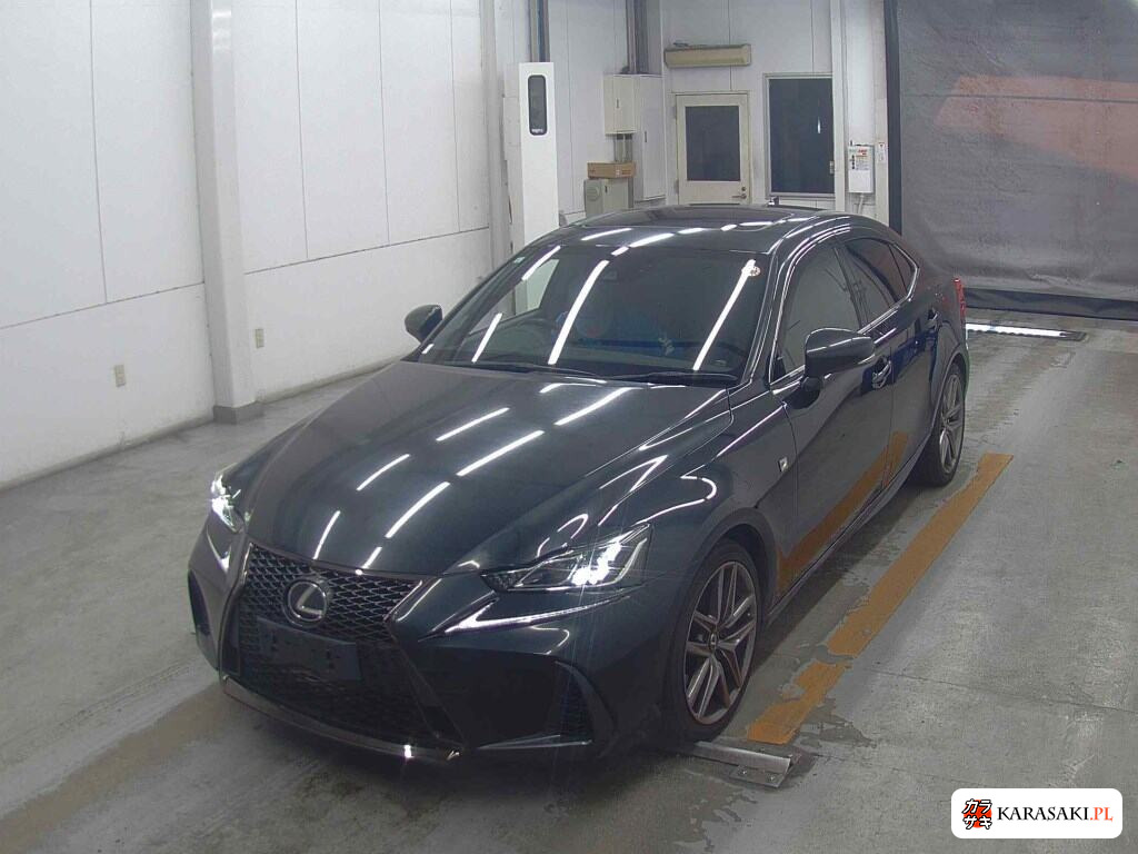 Lexus Is 2017 z aukcji japońskiej