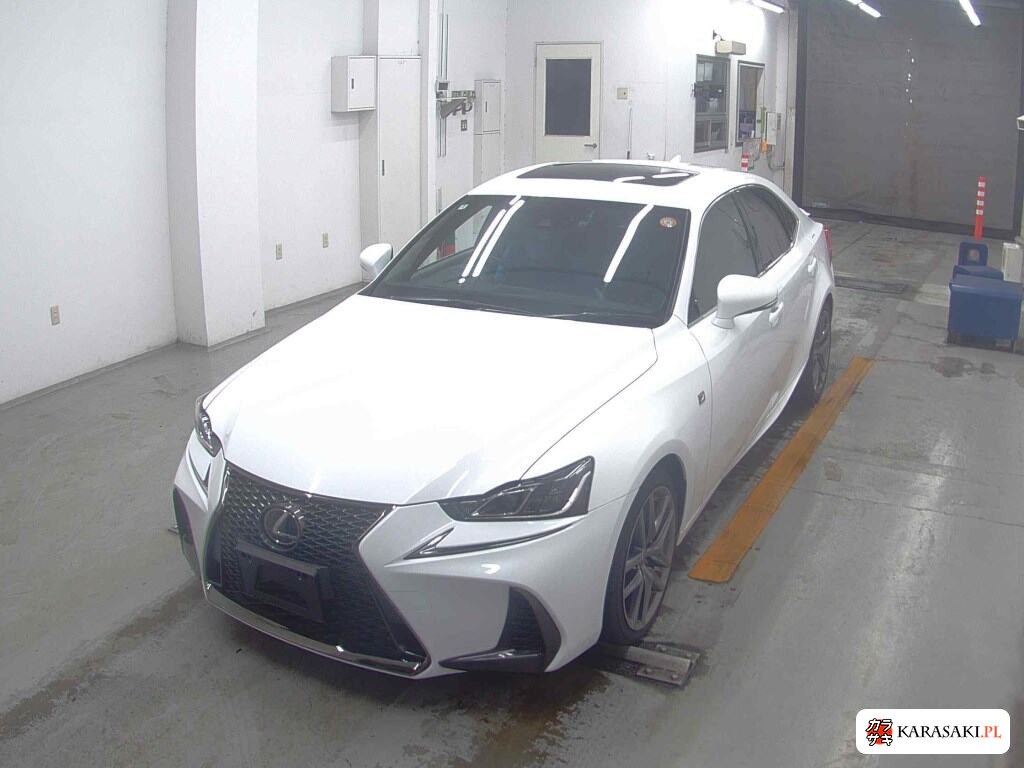 Lexus Is 2018 z aukcji japońskiej