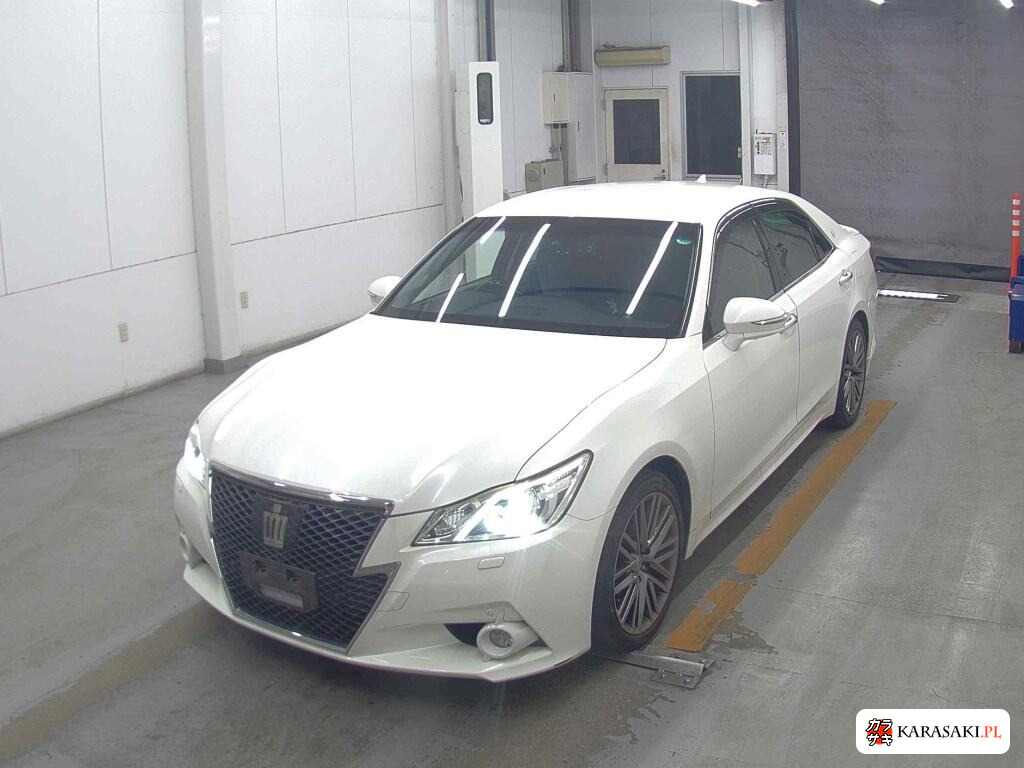 Toyota Crown 2013 z aukcji japońskiej