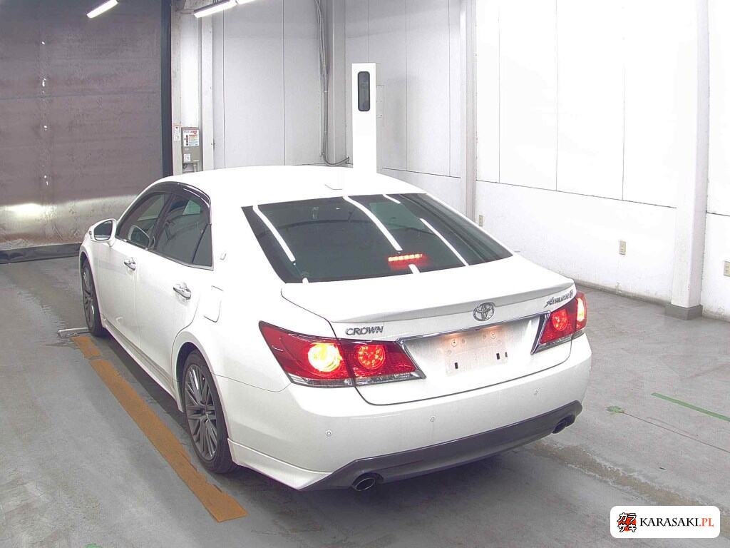 Toyota Crown 2013 z aukcji japońskiej