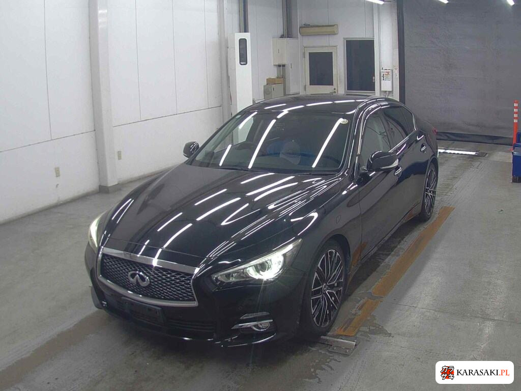 Nissan Skyline 2016 z aukcji japońskiej