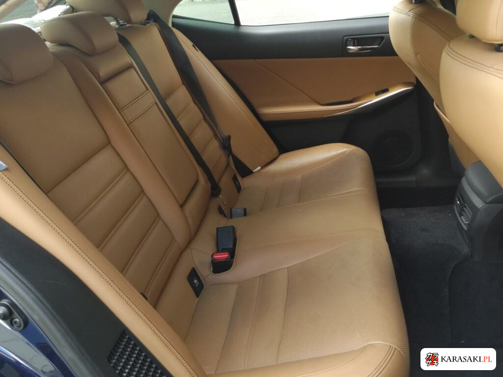 Lexus Is 2013 z aukcji japońskiej