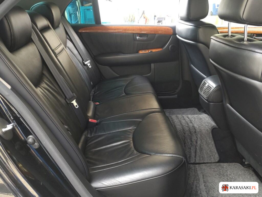 Toyota Celsior 2003 z aukcji japońskiej