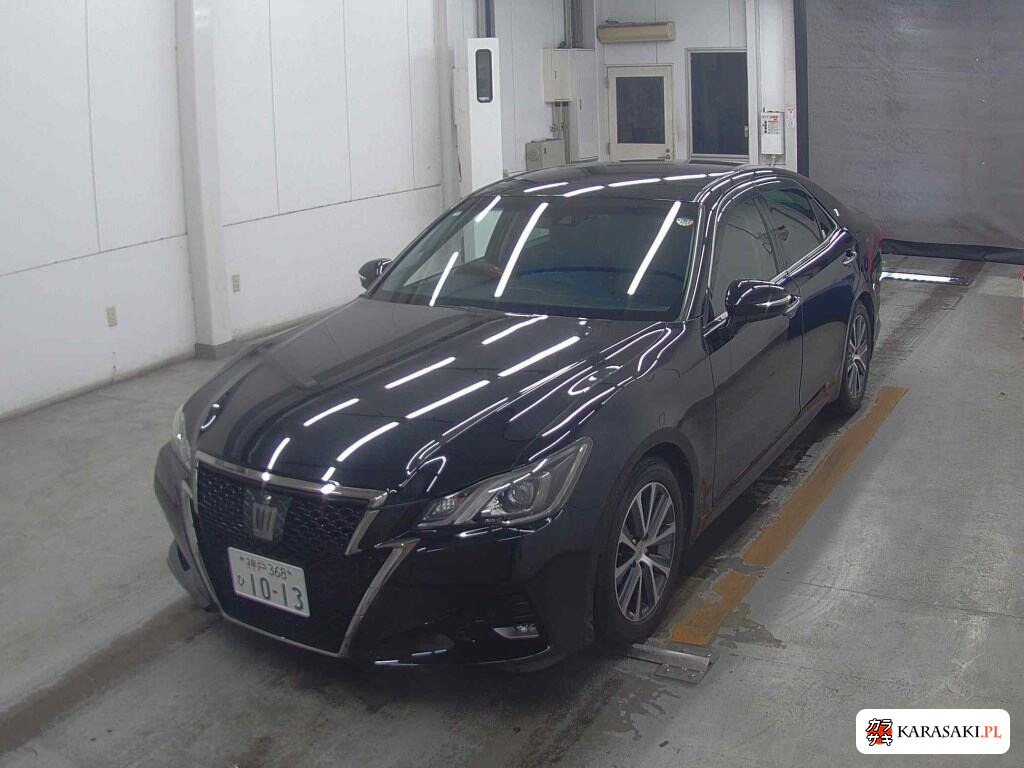 Toyota Crown 2016 z aukcji japońskiej