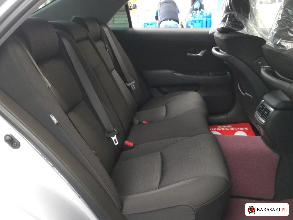 Toyota Crown 2008 z aukcji japońskiej
