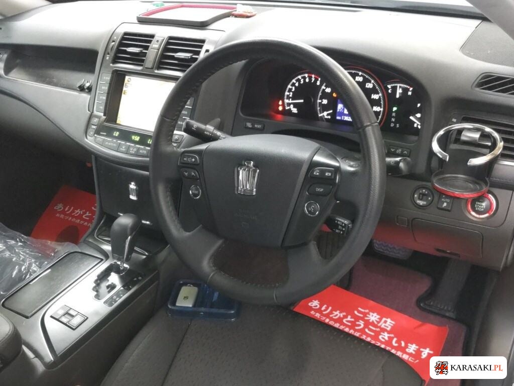 Toyota Crown 2008 z aukcji japońskiej