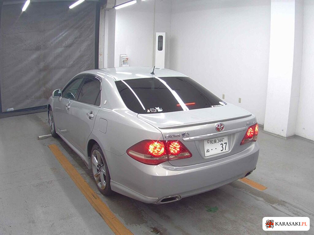 Toyota Crown 2008 z aukcji japońskiej