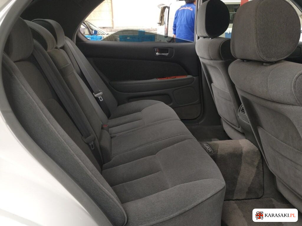 Toyota Celsior 2000 z aukcji japońskiej