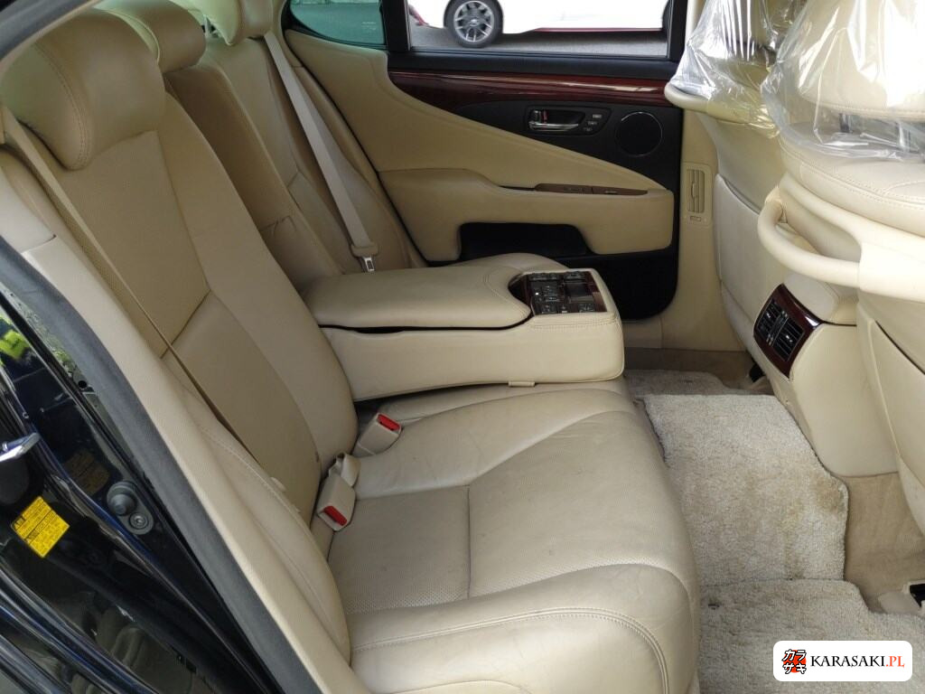 Lexus LS 2010 z aukcji japońskiej