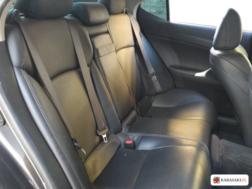Lexus Is 2010 z aukcji japońskiej