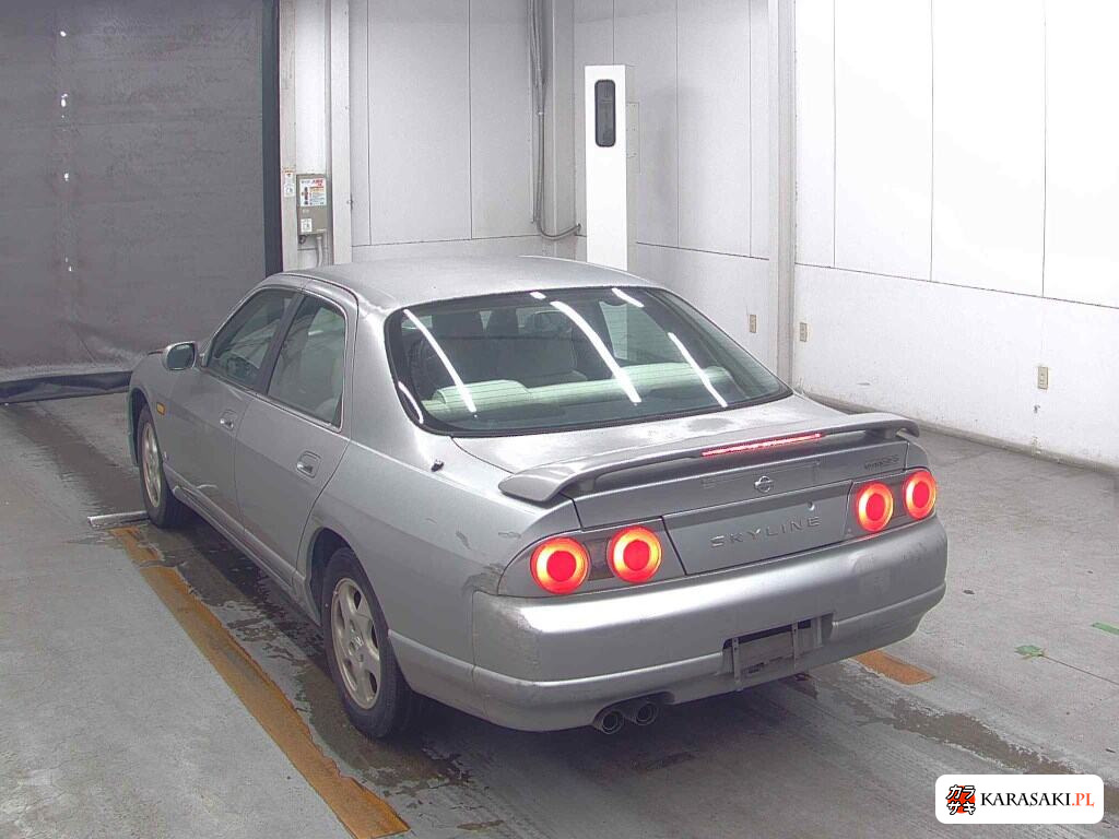 Nissan Skyline 1996 z aukcji japońskiej