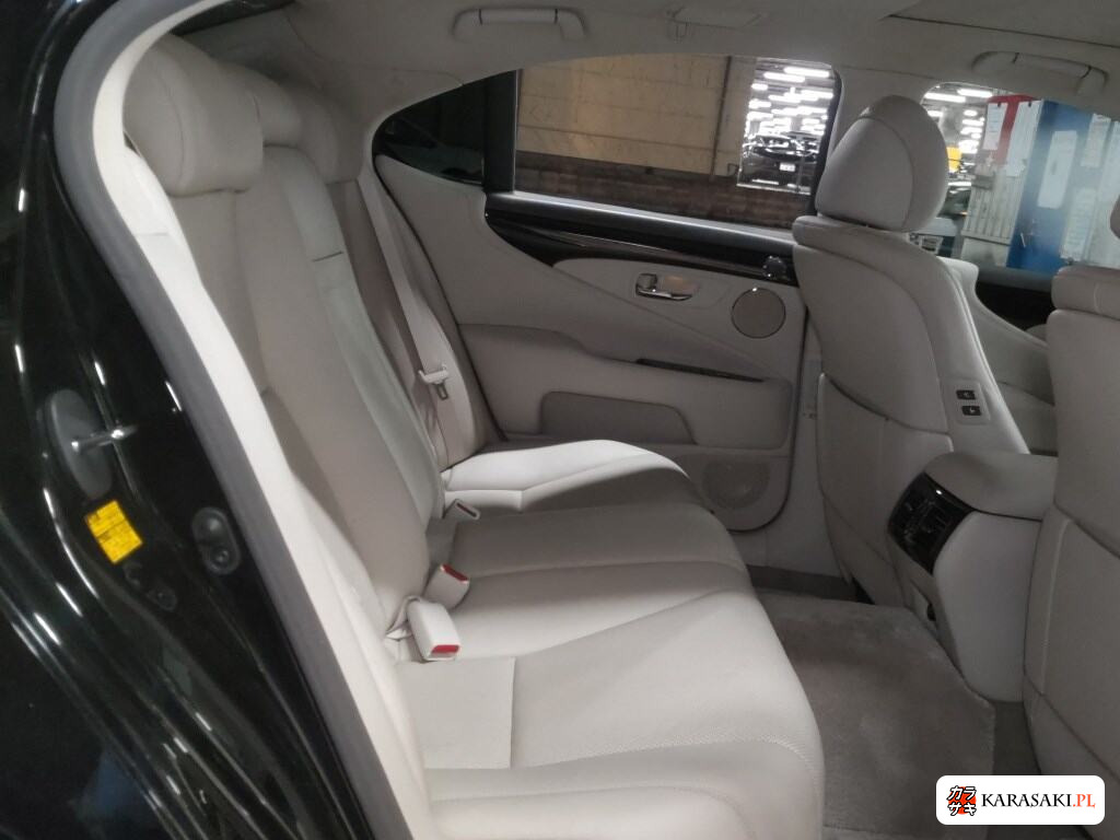 Lexus LS 2007 z aukcji japońskiej