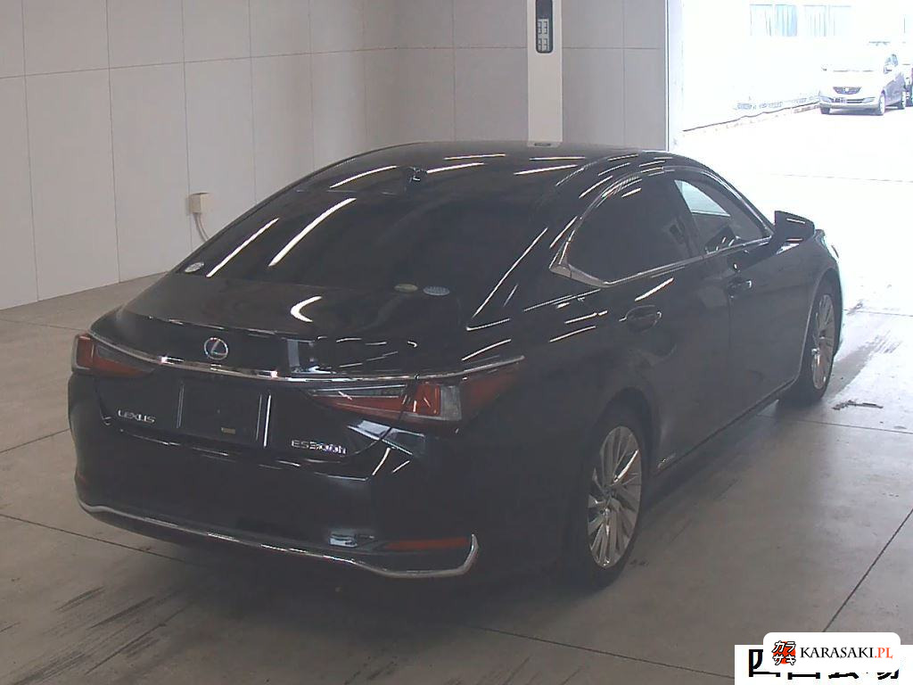 Lexus Es 2019 z aukcji japońskiej