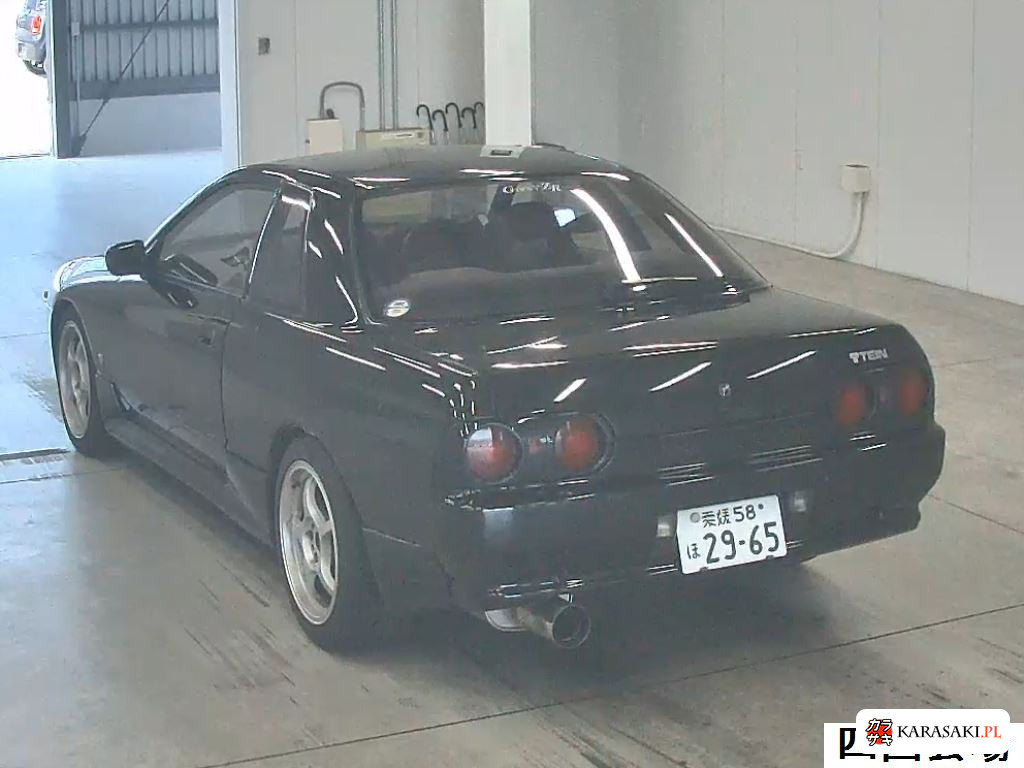 Nissan Skyline 1991 z aukcji japońskiej